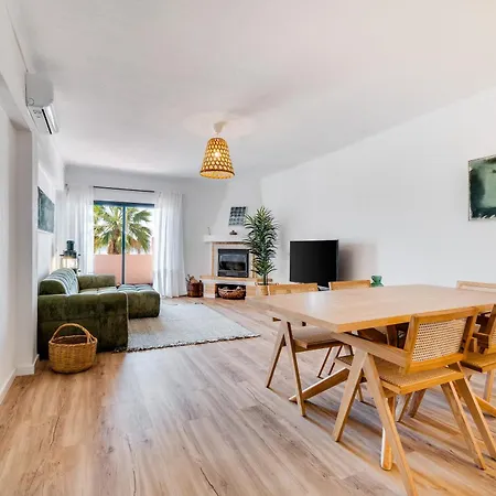 Alporchinhos Sea View Retreat By Algarstays *